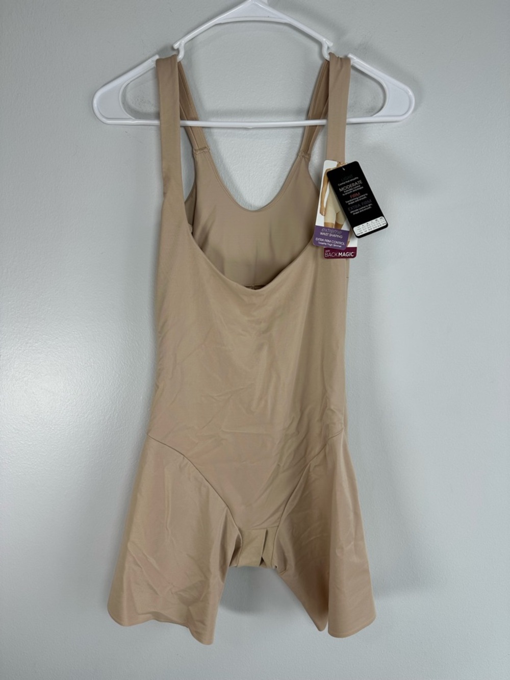 Tummy-Sculpt Nude Shapewear bodysuit- Women Intimates size Large shape Away
